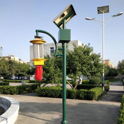太陽能(néng)殺蟲燈
